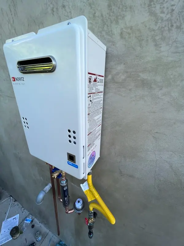 Tankless water heater installation for South Uptown homes
